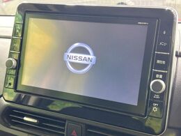 【純正9型ナビ】人気の純正ナビを装備しております。ナビの使いやすさはもちろん、オーディオ機能も充実！キャンプや旅行はもちろん、通勤や買い物など普段のドライブも楽しくなるはず♪