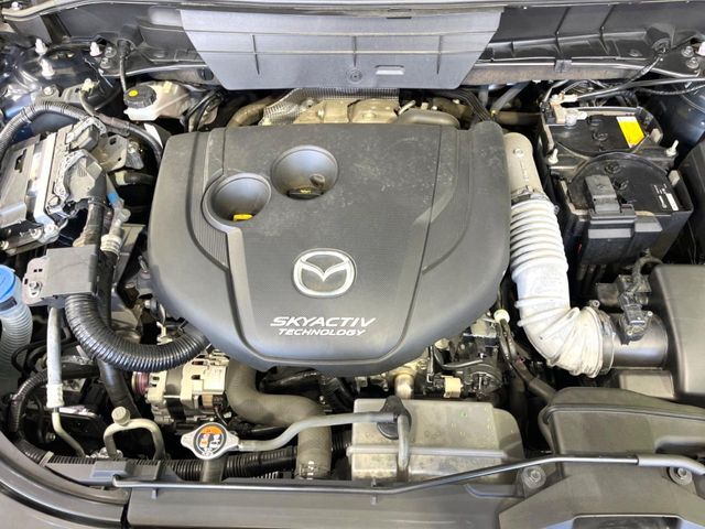 親切・丁寧な専門メカニックスタッフが応対！・車検・点検整備・事故等の修理などアフターサービスも安心。お車のカスタマイズもネクステージのサービススタッフまでご相談ください！