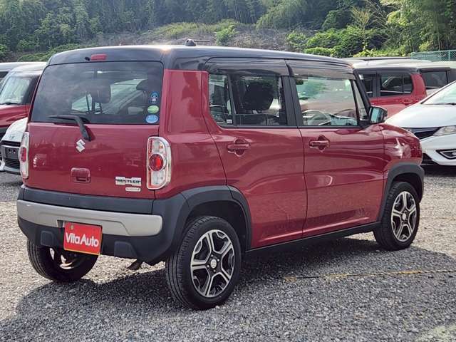 ★画像や動画を見ただけでお車の検討を進める事に抵抗がある方でも気軽に利用できるオンライン商談ならお車の検討はもちろん営業担当や店舗の様子も生中継でご覧いただけますので安心してお車をご検討頂けます。