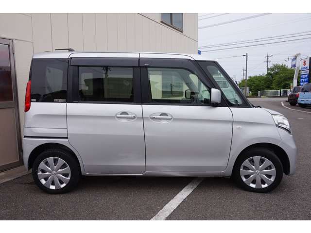 オートローン（最長72回）や自動車保険も取り扱っています。頭金無しでの購入も可能ですですのでお問い合わせください。