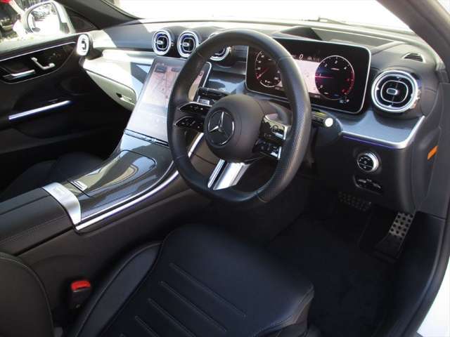 車輛に関するオプション装備、価格等ご不明な点などはお気軽にお問合せ下さい。また、総支払額の表示は一般的な販売諸条件の諸費用で計算しています。詳細な諸費用等はスタッフまでお見積り依頼をお願致します。