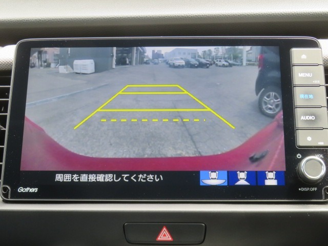 バックカメラ付き☆駐車の際に死角が確認でき安心です☆3つのモード切替で、見え方も変更できます☆