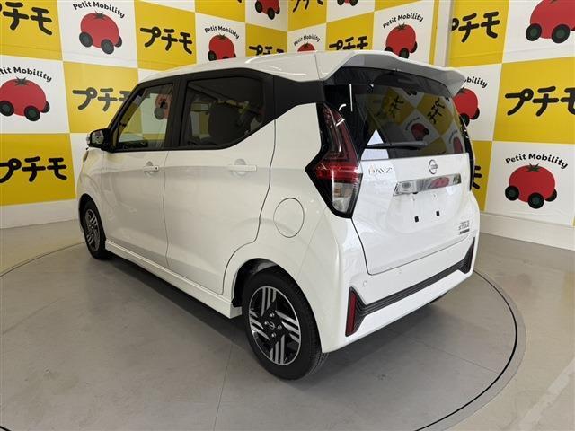 軽未使用車以外にもお買い得な中古車やレンタカーアップ車を取り揃えております！もちろん全車安心の保証付きです！