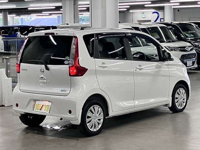 遠方（九州、沖縄除く）のお客様でも陸運局に持ちこまずに名義変更可能ですので店頭納車の場合は余計な諸費用も頂いておりません。遠方陸送納車も格安にてご納車可能です☆自走の場合は交通費相当でお届けも可能です