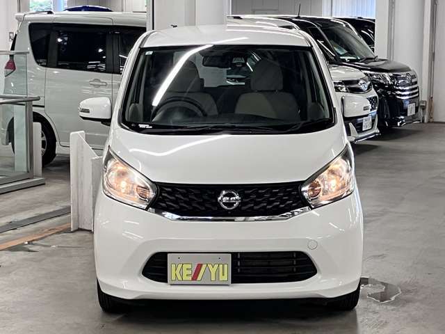 自社陸運局指定工場完備！国家資格車検検査員資格を持った整備士による整備。走行に関係のない所も不具合箇所があれば修理してお渡しいたします。