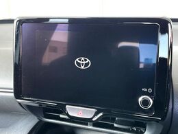 【ナビ機能付きディスプレイオーディオ】ナビ機能搭載の他、お持ちのスマートフォンと連携して、ナビやbluetoothでの音楽再生が可能です♪デザインはもちろん操作性も良好！