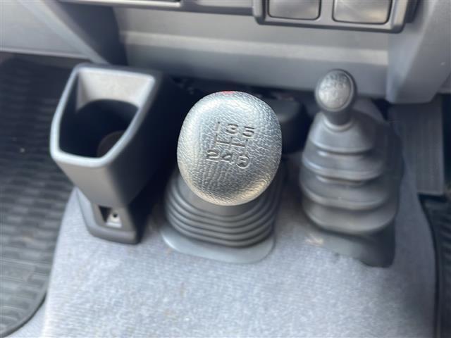 【販売ポリシー】お車の状態を包み隠さず開示する。それがガリバーのポリシーです。良い事も悪い事もお伝えするからこそ、安心して、車選びができるとガリバーは考えます。TEL：0078-6002-455640