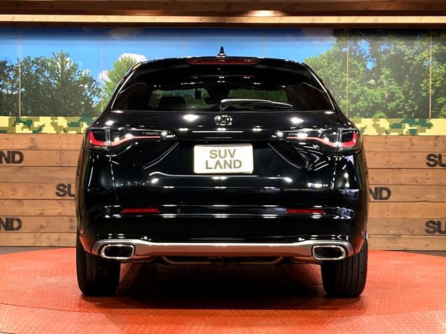 安心の最長10年・走行無制限保証（有償）をご用意。保証内容も充実はもちろん、無料点検＆オイル交換や、年中無休の全国・24時間ロードサービスも付帯されておりますのでご安心下さい。