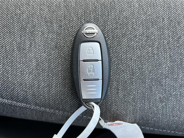 【スマートキー】鍵を挿さずにポケットに入れたまま鍵の開閉が行えます！