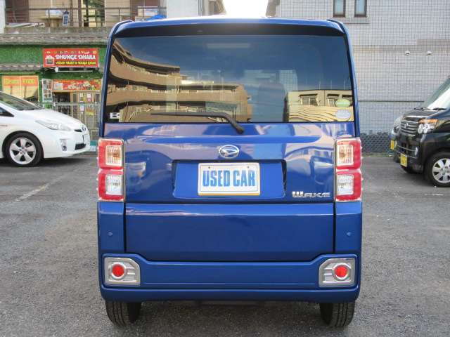 当店、軽自動車専門店は、その名の通り軽自動車に特化した専門店です！修復歴無のお車のみ多彩な軽自動車をご用意しております♪ご希望の車種や装備等がない場合はご相談下さい！当店スタッフが一緒にお探しします！