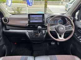 ・禁煙車・純正9型ナビ・フルセグ・Bluetooth・DVD・全方位M・ステアリモコン・エマージェンシーブレーキ・追従クルコン・車線逸脱支援・ソナー・タイヤアングルガイド・Fフォグ・オートライト