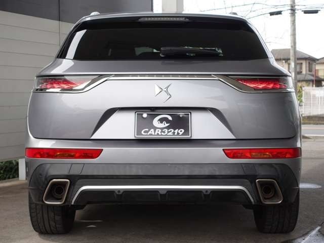 当店にて、任意保険の加入もお任せ下さい！お見積り作成もいたしますよ！初めてのお車には、しっかりとした保険加入をおすすめしております！乗換時の保険切り替えも当店にお任せ下さい！