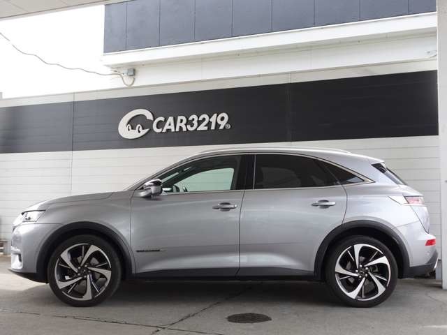 インチアップ・ローダウン・エアロパーツ塗装取付け・全塗装・オーディオやナビの取付けなどなど・・・カスタムもお受けしておりますので当店スタッフまでご相談ください！！