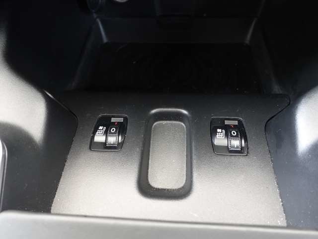 ベンチレーション・シートヒーター装着車です。