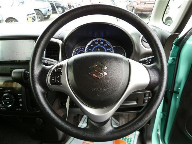 ステアリングも綺麗な状態です♪