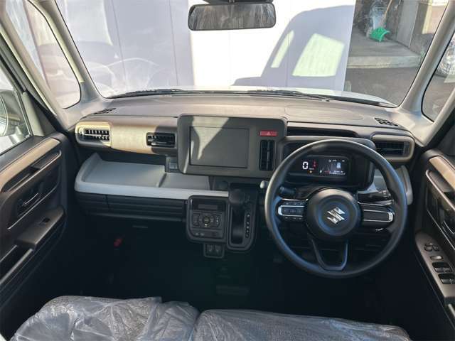 ☆★☆★道東最大級の届出済未使用車専門店シーモールです！！オールメーカーの取り扱いで、約200台の在庫車の中から気に入る1台を当店スタッフと一緒に選びませんか？？☆★☆★