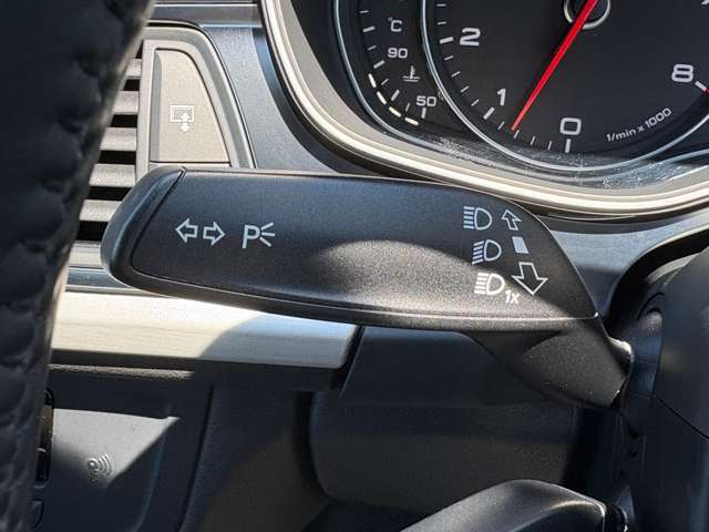 ご希望の車が売れてしまった場合や、装備や色など条件が合わない場合は、LIBERALAのバックオーダーシステムを是非ご利用ください。