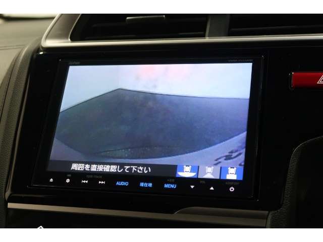 ◆◆バックカメラの画像です。車庫入れの安心感がアップしますね☆