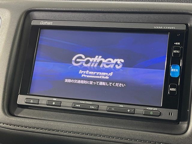 【純正ナビ】人気の純正ナビを装備しております。ナビの使いやすさはもちろん、オーディオ機能も充実！キャンプや旅行はもちろん、通勤や買い物など普段のドライブも楽しくなるはず♪