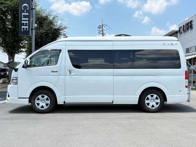 当店では、「商談中」などでお車を押さえておくことはできかねます。中古車は早い物勝ちです！