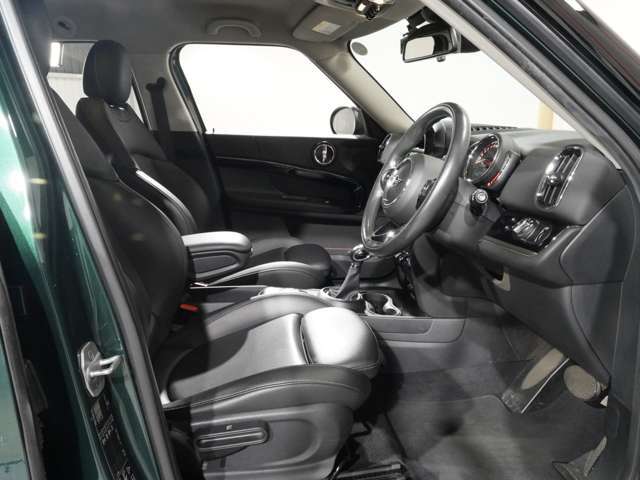 ■リクエストミニについて・・・ミニ専門店の当社では、現在、在庫のないご希望車種をお探しいたします！■HPにてご登録いただければ、ご希望の車種が入庫もしくは情報が入り次第ご連絡させていただきます♪