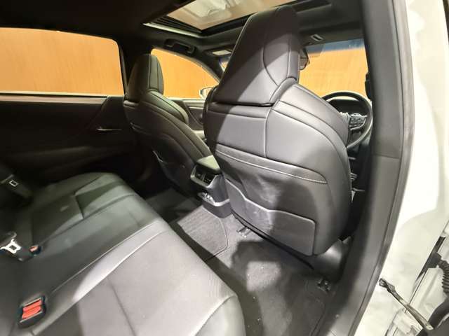 全国納車可能です。納車方法及び費用につきましては、お気軽にコーディネーターまでご相談ください。遠方のご納車の際も我々がしっかりサポートさせて頂きます。お気軽にスタッフまでご相談下さい。