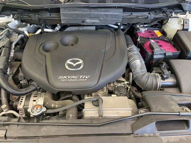 親切・丁寧な専門メカニックスタッフが応対！・車検・点検整備・事故等の修理などアフターサービスも安心。お車のカスタマイズもネクステージのサービススタッフまでご相談ください！