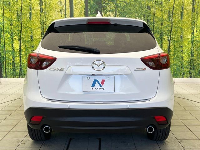 安心の最長10年・走行無制限保証（有償）をご用意。保証内容も充実はもちろん、無料点検＆オイル交換や、年中無休の全国・24時間ロードサービスも付帯されておりますのでご安心下さい。