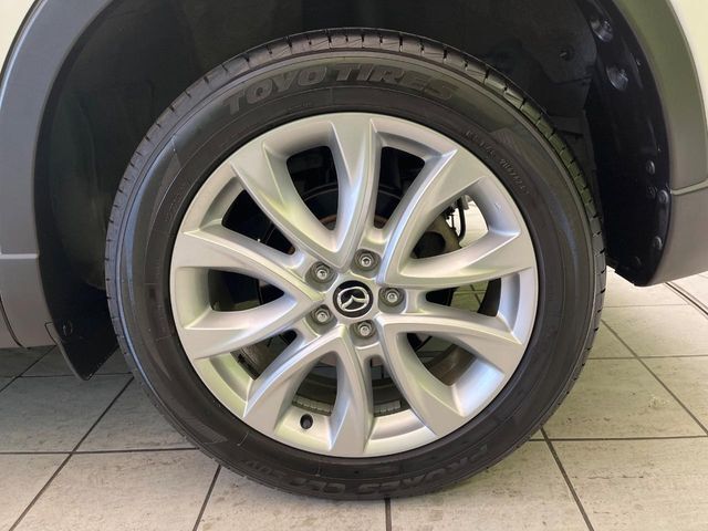 【純正アルミホイール】外観にマッチした純正アルミホイールを装着しております。各種社外アルミホイールや、スタッドレスタイヤも取扱いしております。是非ご相談ください♪