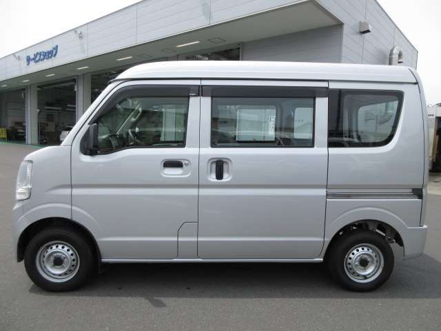 左側面より撮影☆無料保証付き販売車です！ ☆全国どこへでも！ 陸送可能(有料)ですので、県外の方も是非ご相談ください！