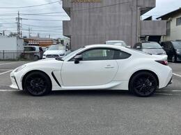 WECARSの在庫ページをご覧いただき誠にありがとうございます！WECARSは「お客様第一」をモットーにお客様のカーライフを全力でサポートいたします！