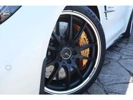 マットブラックペイント19/20インチAMG10スポーク鍛造アルミホイール