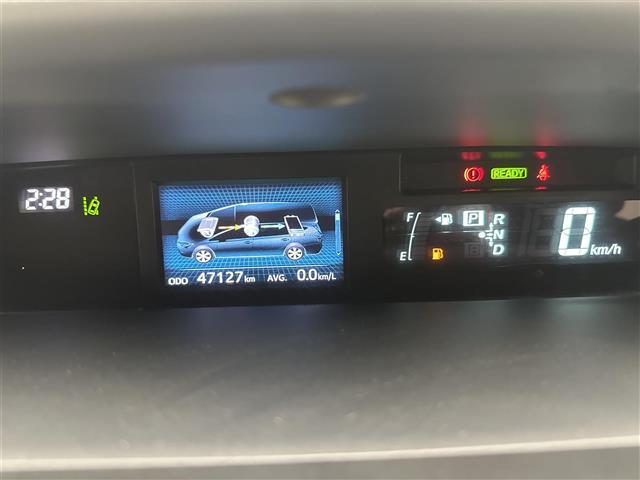 【スピードメーター】メーターがシンプルで見やすく運転しやすいですね！
