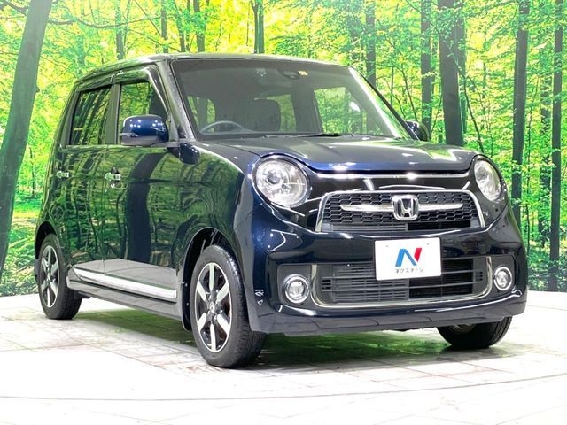 大好評のボディコーティング「弾スプラッシュコート」もご納車までに施工可能。通常のガラスコートと異なる、耐久年数6年の無機質ガラスコーティングが、ボディをキレイな状態に保ってくれます。