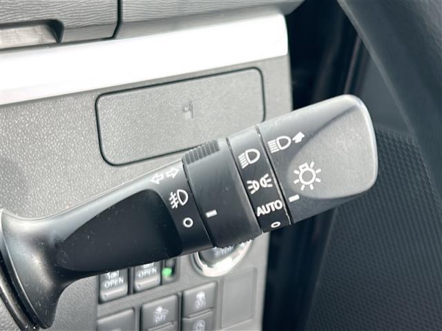 気になる車はすぐにお問い合わせください！画面内の無料ダイヤルからお問い合わせ下さい！専門スタッフがお車のご質問にお答えいたします！