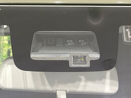 【スズキ　セーフティサポート】走行中に前方の車両等を認識し、衝突しそうな時は警報とブレーキで衝突回避と被害軽減をアシスト。より安全にドライブをお楽しみいただけます。