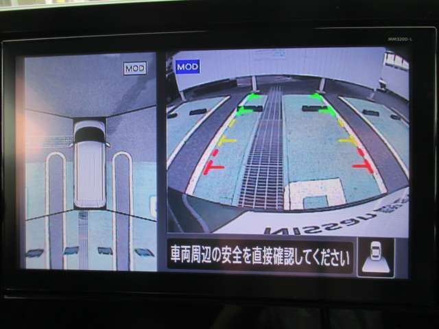 アラウンドビューモニターが駐車をアシスト☆4つの高解像度カメラで車の周囲を撮影。ミニバン、SUVなどの死角の駐停車も驚く程楽です！バックカメラは、車庫入れの時は勿論、後方の安全確認もできて安心です♪