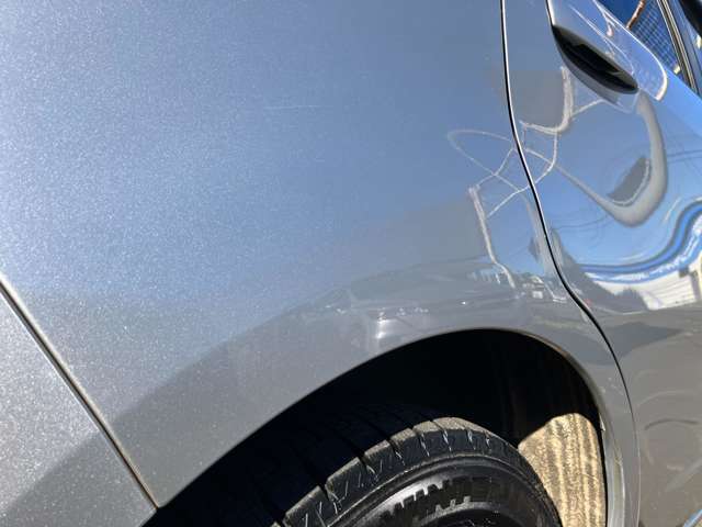 車検が9年4月まで付いており、即納可能です。