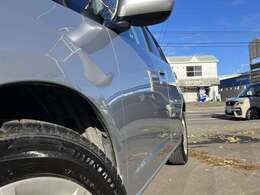 ワンオーナー車で、前車検はディーラーで取得していた車両です。