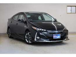 カーズクラブ　OUTLET店がスタートいたしました！！アウトレット車両は全車6ヶ月or5千km無償保証付きです！※アウトレット車両は基本的に岡山県内のお客様に向けての販売となります。