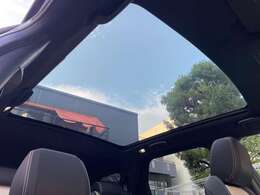※注意※ショールーム以外の離れたモータープールにて保管している車輌があるため、実車をご覧になりたい場合は、お手数ですがご来店前に事前確認のご連絡を頂きますようお願い致します。