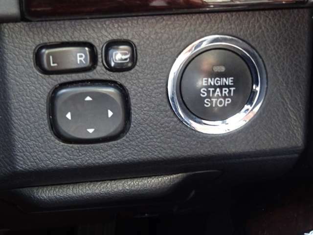 ボタンを押すとエンジンがかかるプッシュスタート！