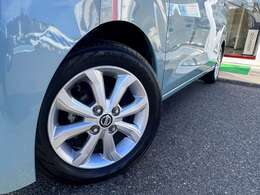 純正9インチSDナビ☆アラウンンドビューモニター☆エマージェンシーブレーキ☆インテリキー☆ETC☆ドライブレコーダー☆14AW☆アイドリングストップ☆オートライト☆電動格納ミラー☆USB充電☆試乗OK