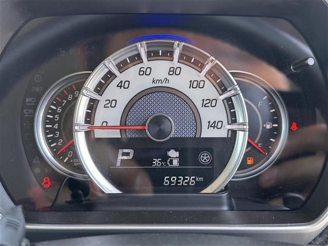 【スピードメーター】メーターがシンプルで見やすく運転しやすいですね！