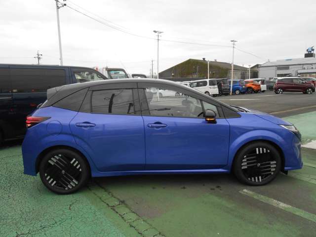 納車後に無料1ヶ月点検あります。全国の日産販売会社で受けれます。