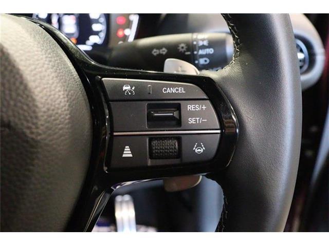 アダプティブクルーズコントロール：追従機能で高速道路での運転がラクですよ～♪