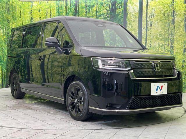 大好評のボディコーティング「弾スプラッシュコート」もご納車までに施工可能。通常のガラスコートと異なる、耐久年数6年の無機質ガラスコーティングが、ボディをキレイな状態に保ってくれます。