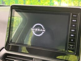 【純正9型ナビ】人気の純正ナビを装備。オーディオ機能も充実しており、Bluetooth接続すればお持ちのスマホやMP3プレイヤーの音楽を再生可能！毎日の運転がさらに楽しくなります！！