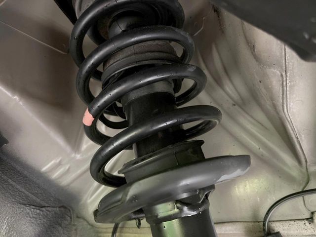 親切・丁寧な専門メカニックスタッフが応対！・車検・点検整備・事故等の修理などアフターサービスも安心。お車のカスタマイズもネクステージのサービススタッフまでご相談ください！