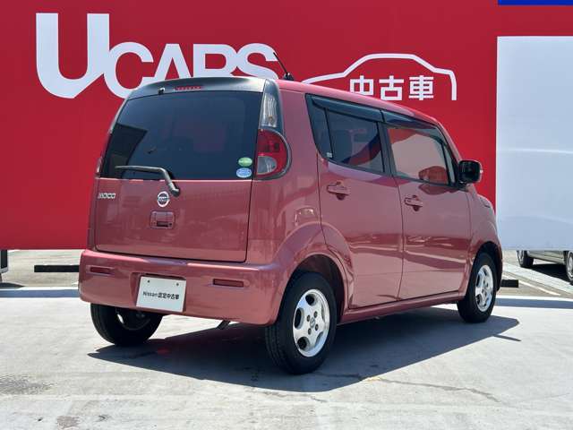 ボディーカラーはモコベリー ワンオーナー 禁煙車 イクリプス製メモリーナビ オートエアコン インテリジェントキー付き